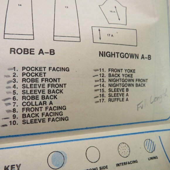 McCall's 2776 sewing pattern EASY Robe, nightgown Small Petite - Picture 4 of 10